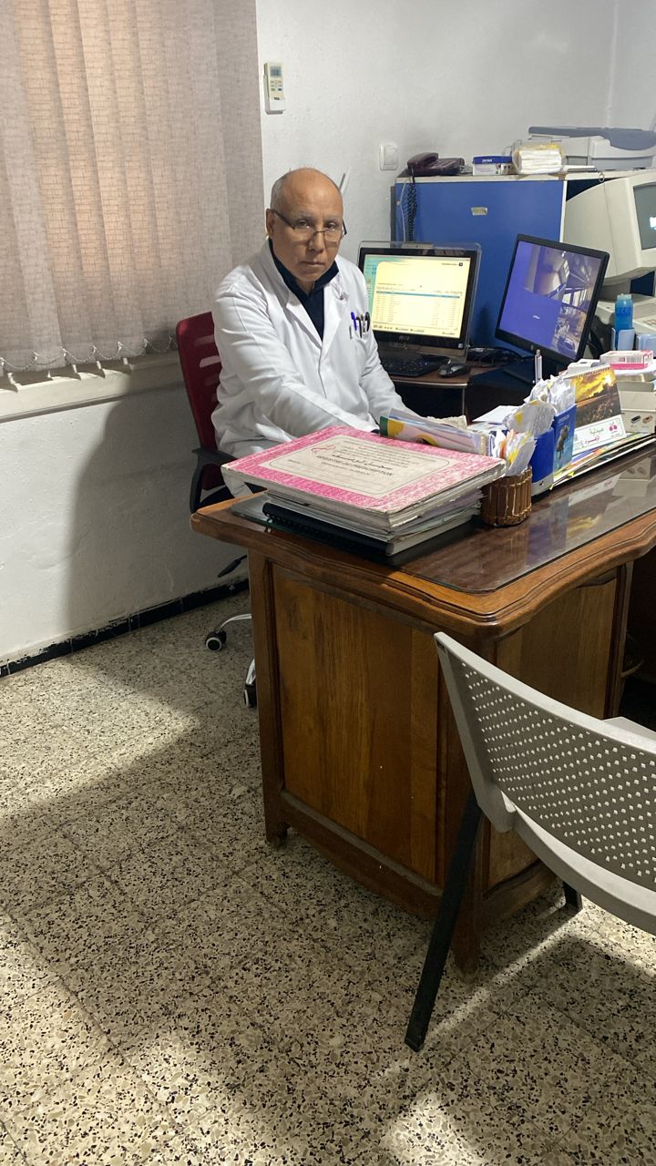 الدكتور نبيل بوعجاجة